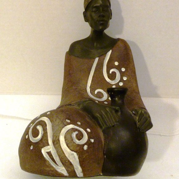 SEYMOUR MANN Handcrafted African Themed Figurine Woman With Pottery - Picture 10 of 15